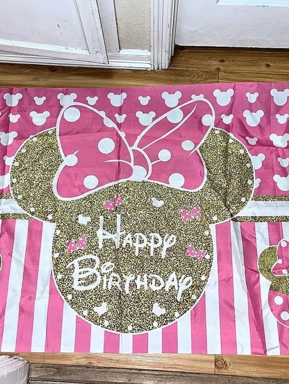 Minnie Mouse Pink Birthday Party Decorations Set
